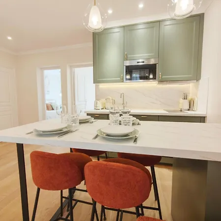 Apartment Elegant Bright Near Le Marais Bastille For 6
