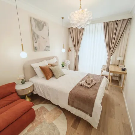 Elegant Bright Near Le Marais Bastille For 6 Apartment